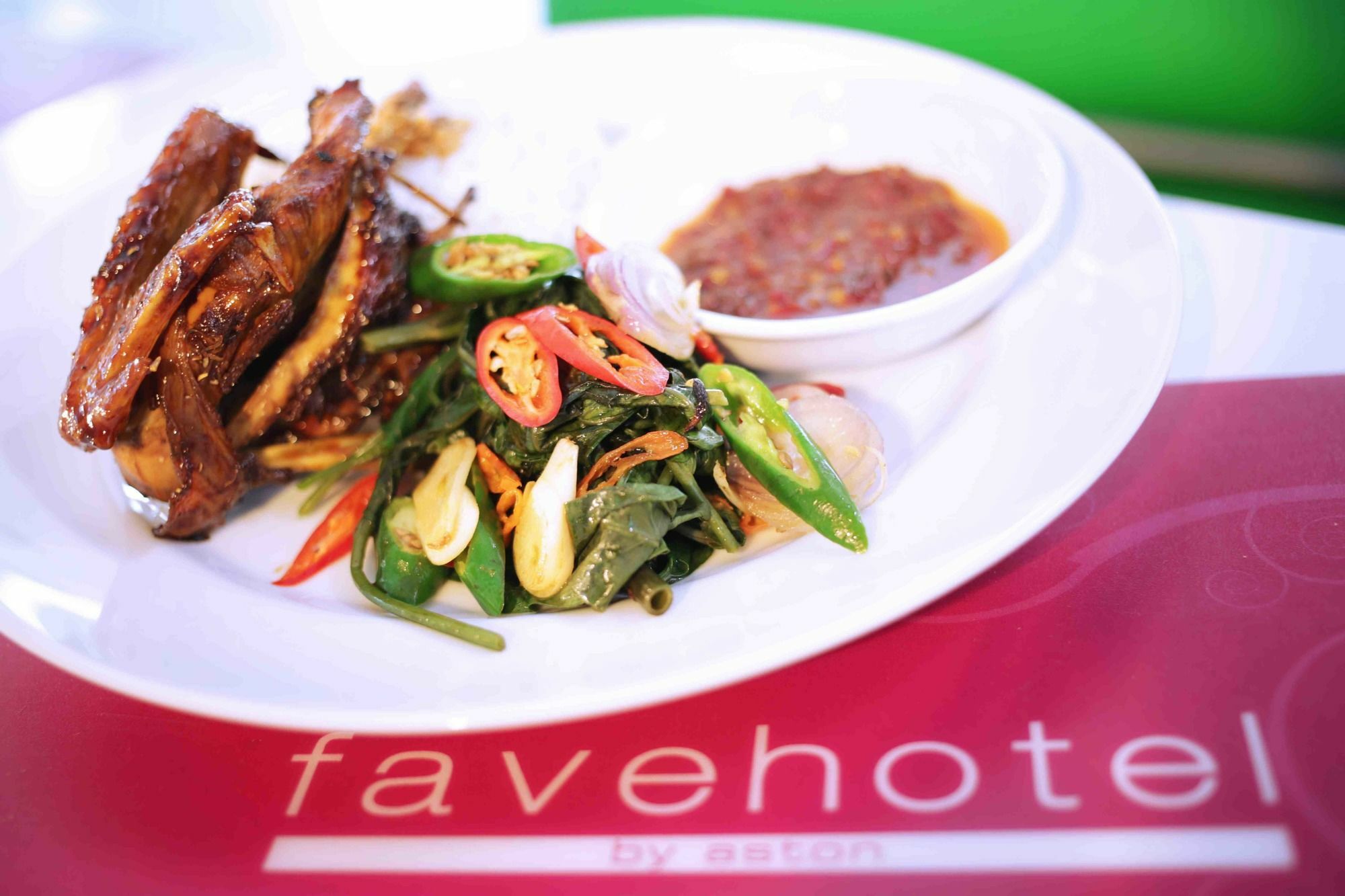 favehotel Malioboro - Yogyakarta Kültér fotó